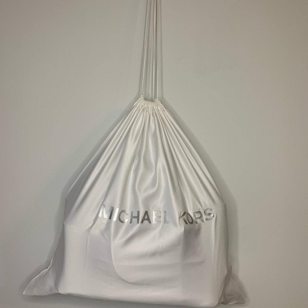 Michael Kors medium sized bag